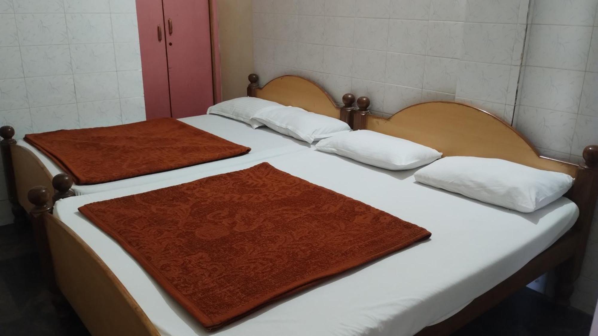 Sharada Kk Residency Villa Mysore Bagian luar foto